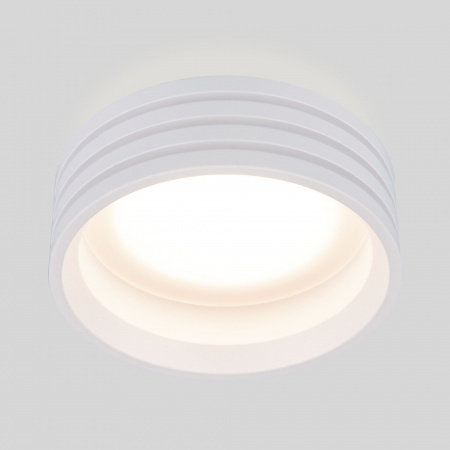 Встраиваемый точечный светильник 7014 MR16